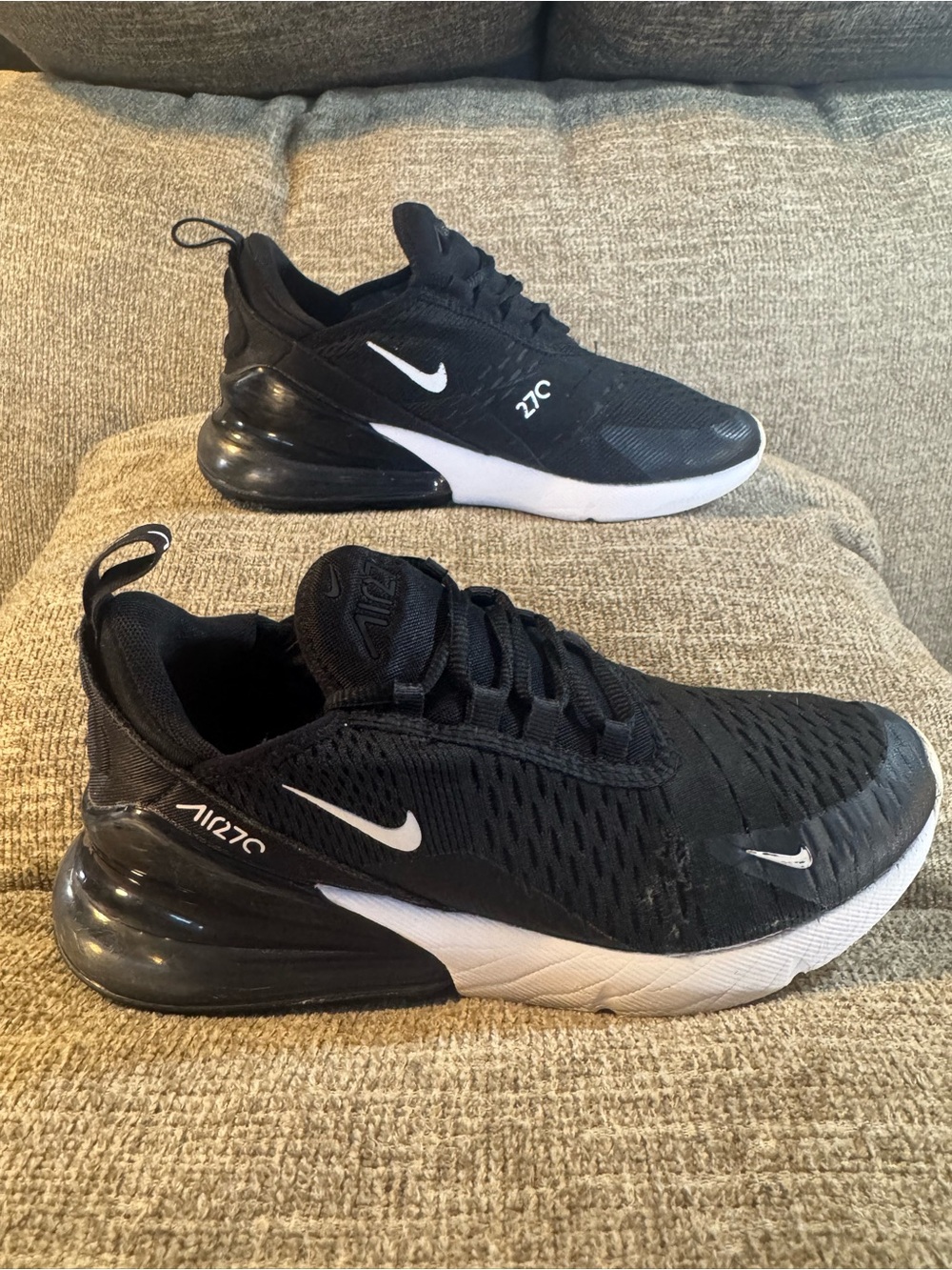 Nike Air Max 270 Kids Black/White #943345-001 Size 6Y